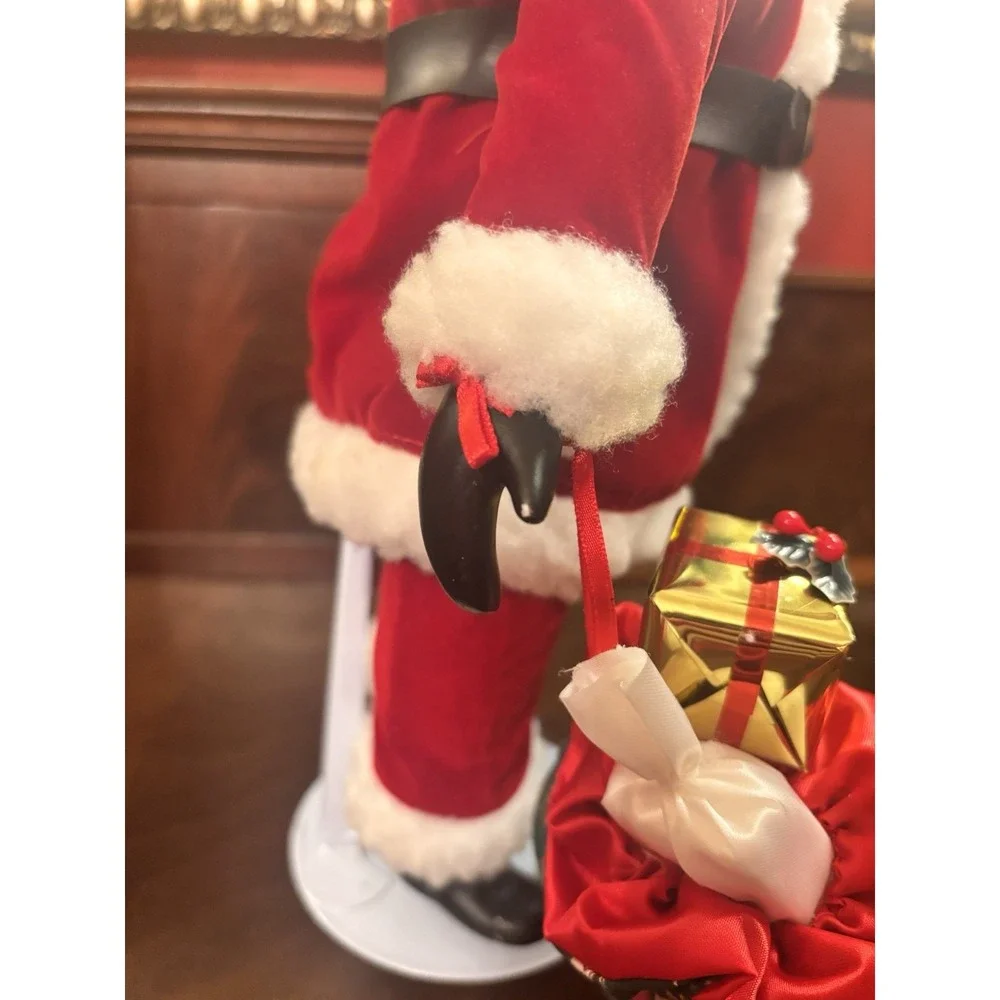 Vintage 1992 Christmas Fantasy Santa Claus Doll 15